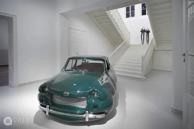 艺术家 | 欧文·沃姆 Erwin Wurm 博文精选 Thaddaeus Ropac 欧文 沃姆 Wurm 艺术家 作品 问题 雕塑 概念 日常生活 时代 崇真艺客